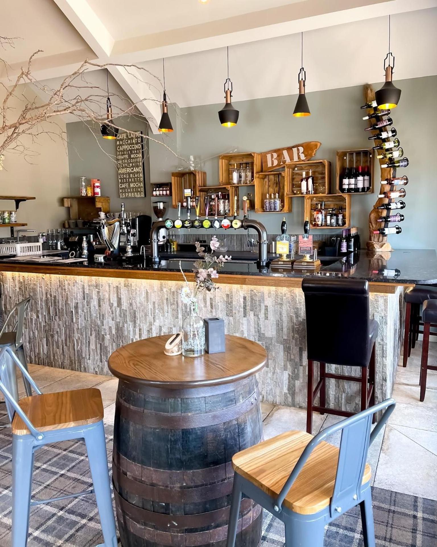 The Tavern At Hale Milnthorpe Exterior photo